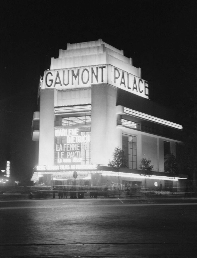 Le cinéma Gaumont-Palace, place Clichy, Paris, 1935-1936